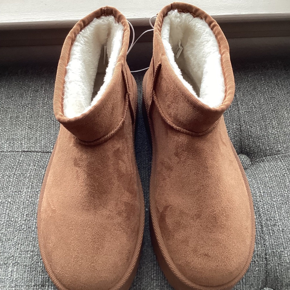 Olivia and Kate flat heel platform booties - Picture 9 of 15